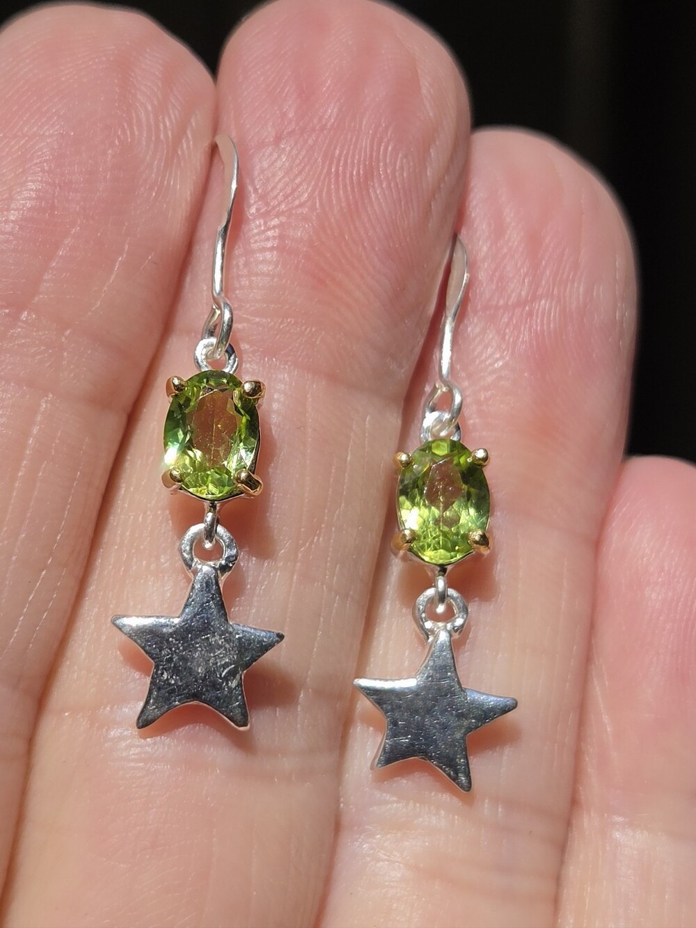 Peridot Natural 3k Gemstones Sterling Silver & Gold Star Hook Earrings - Picture 4 of 9